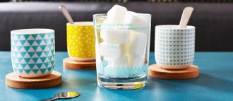 Découvrez nos astuces pour nettoyer le pot de votre bougie et lui donner une seconde vie.