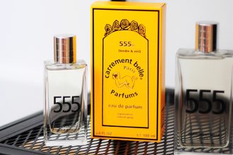 555 is a unisex eau de parfum that has charmed Lâm's nose with its mysterious notes